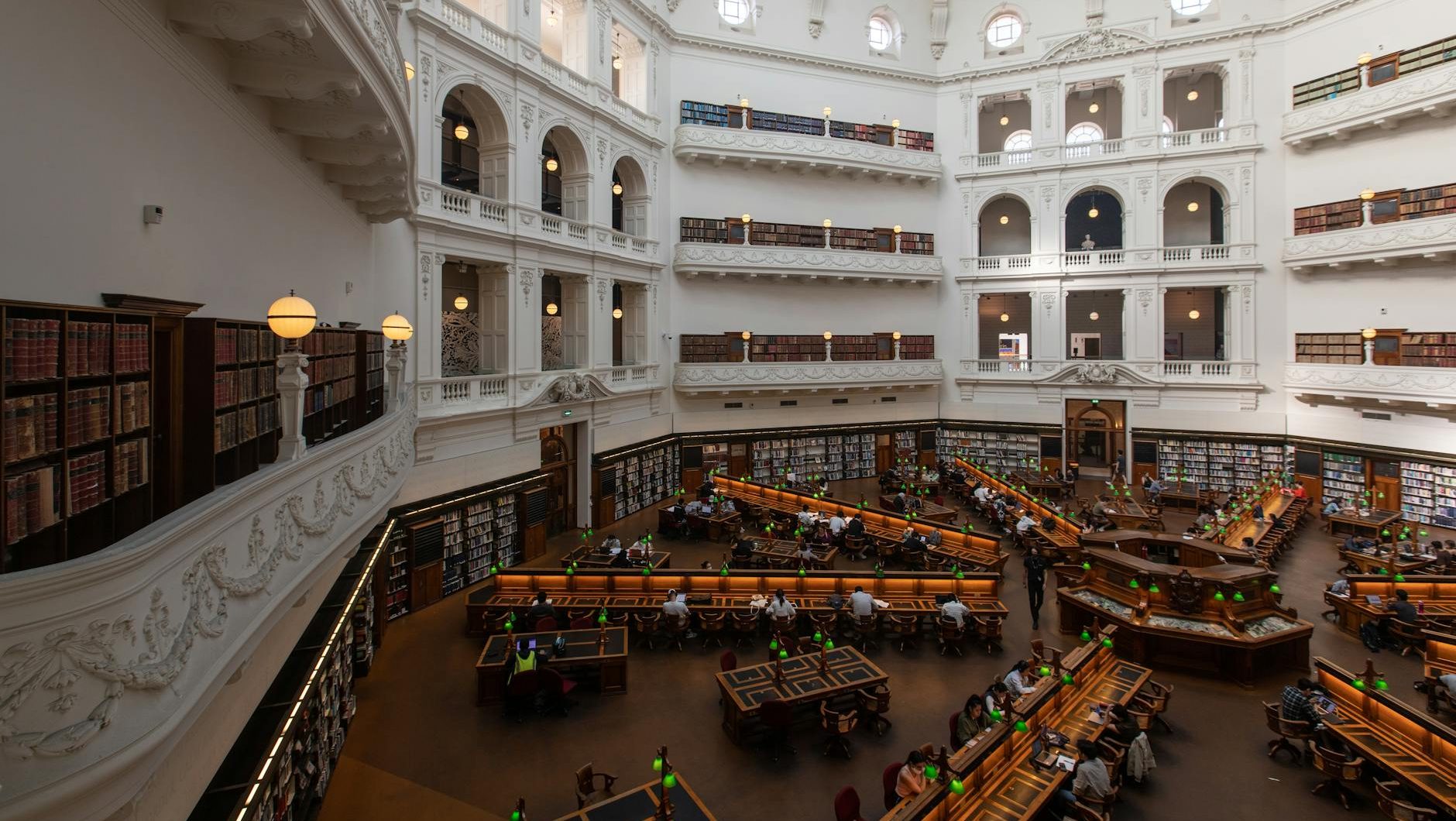 interior design of the state library victoria in melbourne